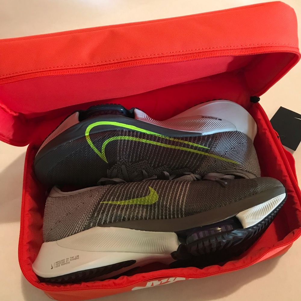 LAST ONE - FREE* Nike Shoebox Bag Orange/Orange/White - Picture 14 of 15